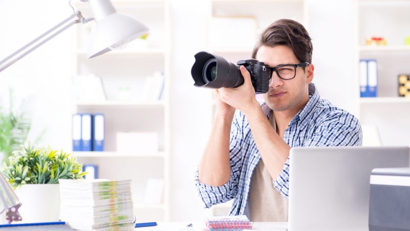 What Is a Freelance Photographer