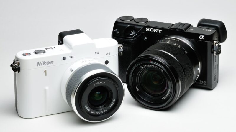 10 Best Mid-Range Mirrorless Cameras in 2022